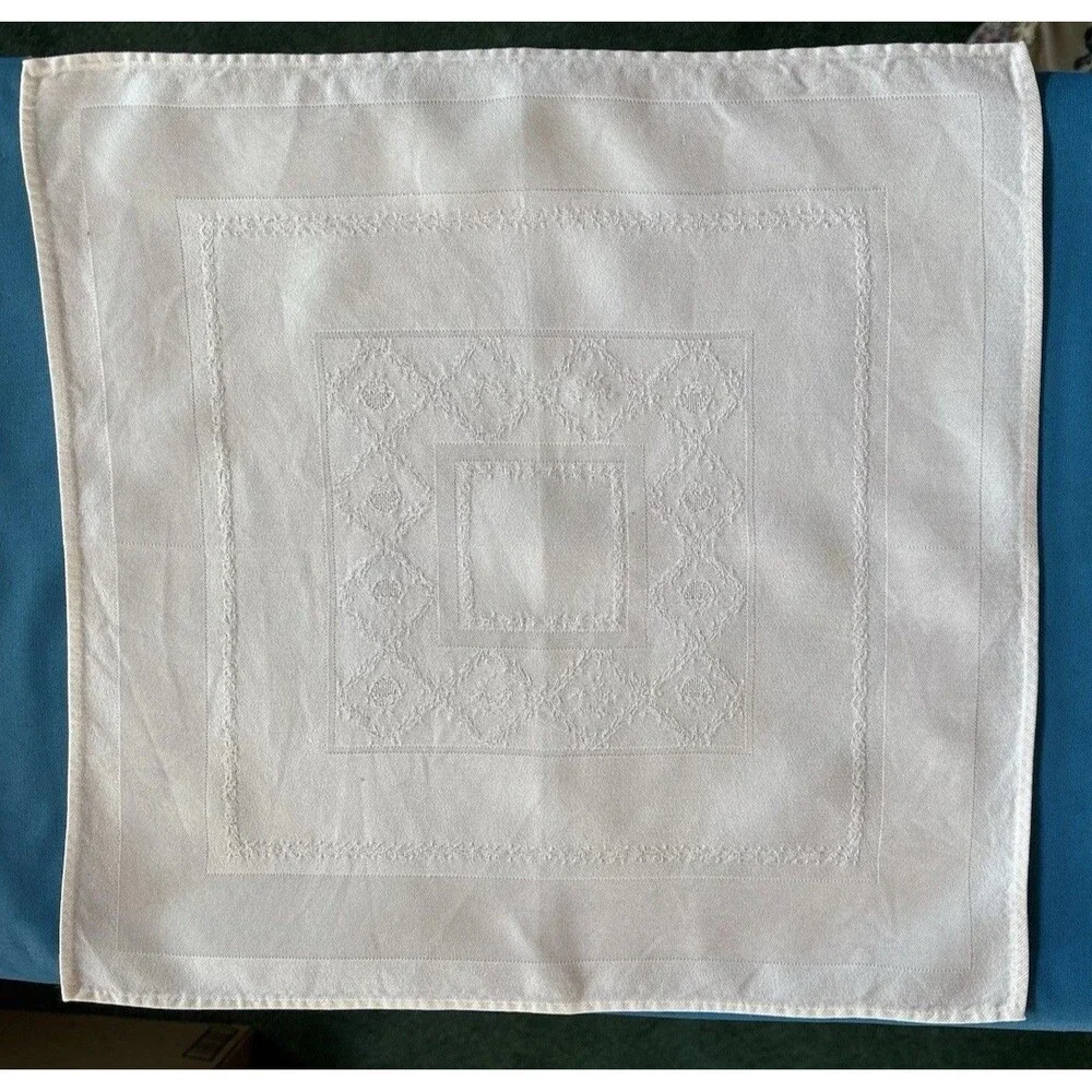 Vtg Set of 12 White Damask Linen Dinner Napkins Country Geometric 15